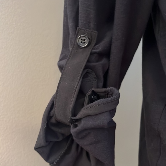 Black button blouse - Picture 2 of 4